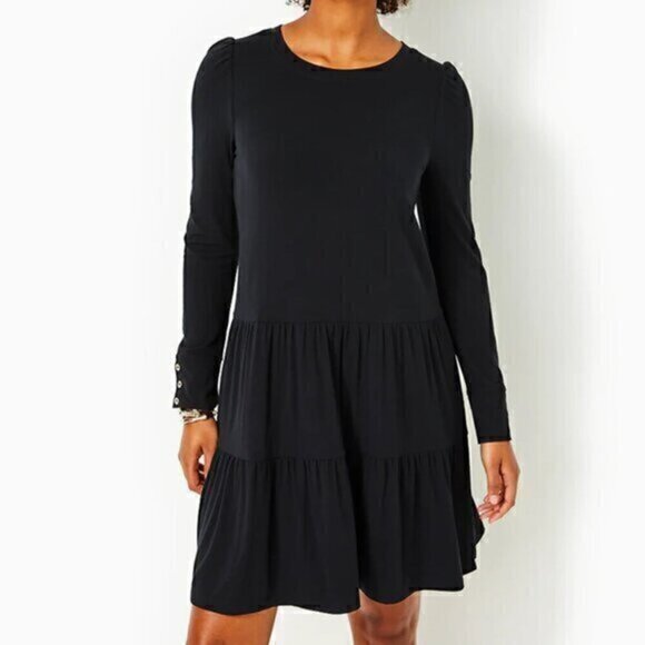 Lilly Pulitzer. Arlette Long Sleeve Knit Dress. - Picture 1 of 15
